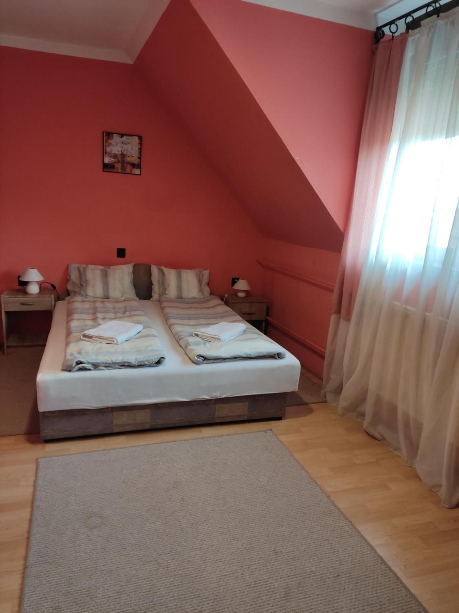 Buebaj Vendeghaz Hotel Eger Værelse billede